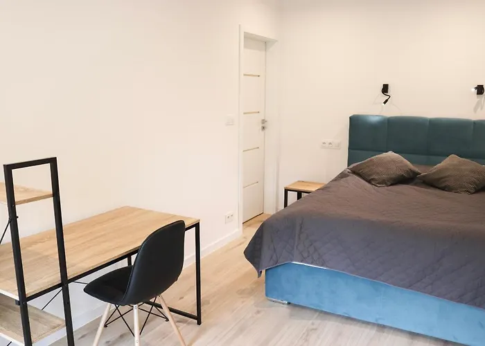 Lemon Park Parking Gratis *